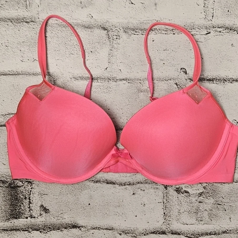 Victoria's Secret Push up Pink Women's Bra - 34D - Picture 1 of 12